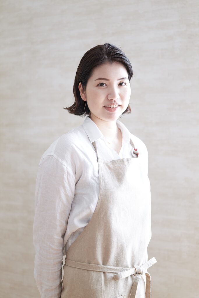 安井友美